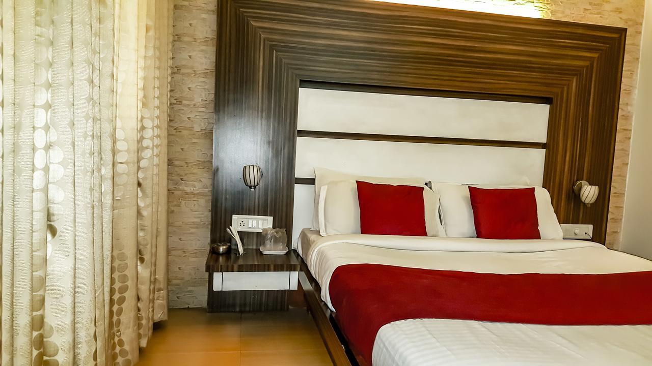 Hotel Khandesh Residency Panvel Exterior foto